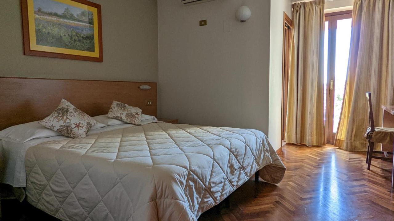 Hotel Del Sole Sora Esterno foto